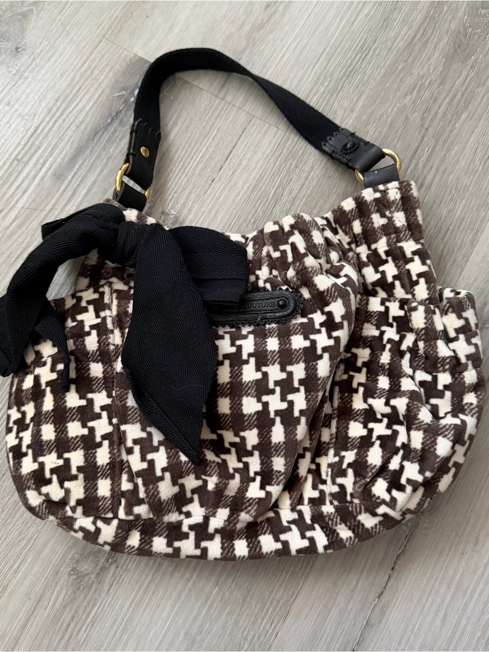 Y2K juicy couture Brown and Cream Houndstooth Shoulder Bag with Black Bow